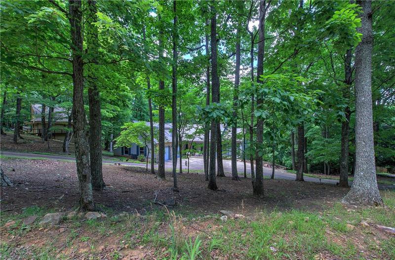 Image for property 354 Starcross Lane, Jasper, GA 30143