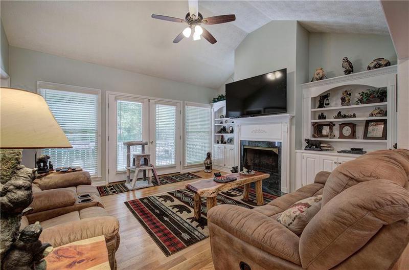 Image for property 354 Starcross Lane, Jasper, GA 30143