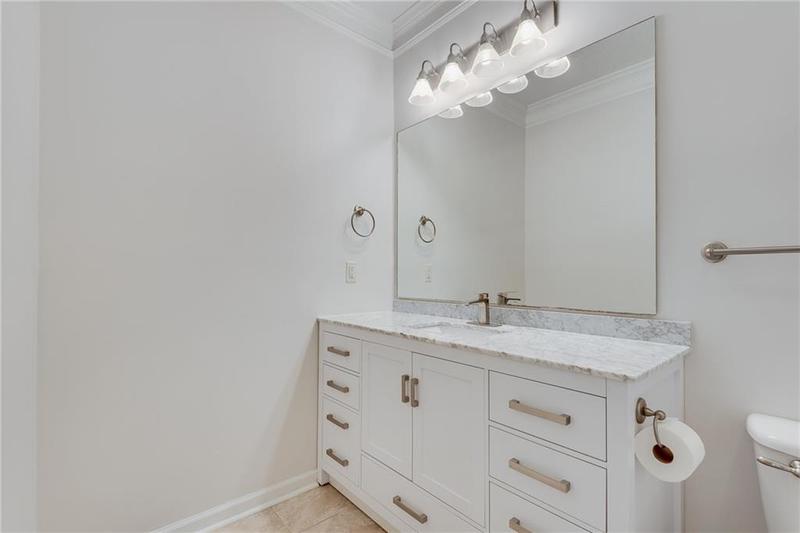 Image for property 1122 Westchester Ridge, Atlanta, GA 30329
