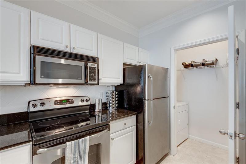 Image for property 1122 Westchester Ridge, Atlanta, GA 30329