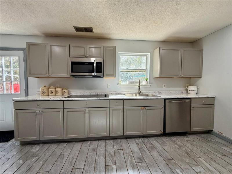 Image for property 193 EDISON Drive, Stockbridge, GA 30281