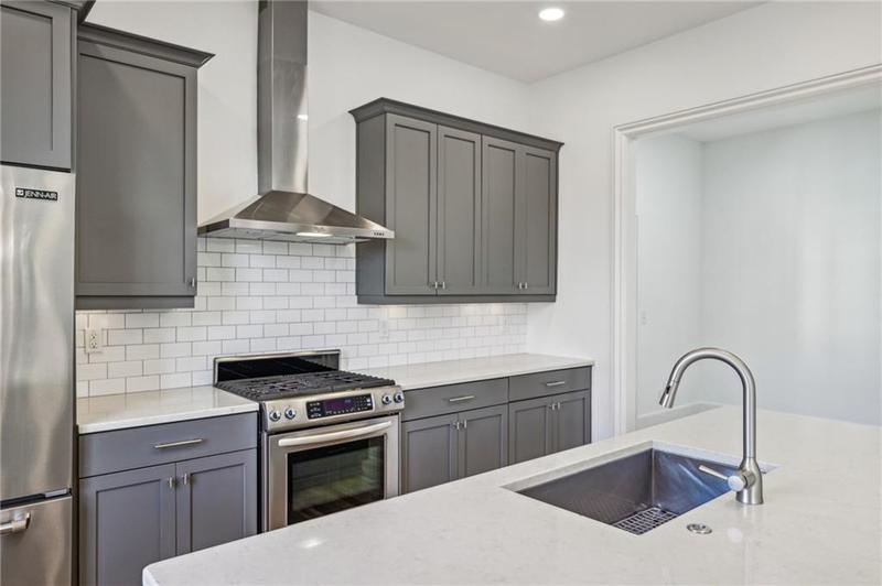 Image for property 956 Glenwood Park Drive, Atlanta, GA 30316