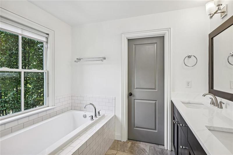 Image for property 956 Glenwood Park Drive, Atlanta, GA 30316