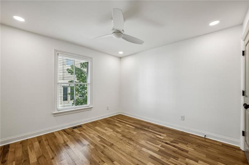 Image for property 956 Glenwood Park Drive, Atlanta, GA 30316