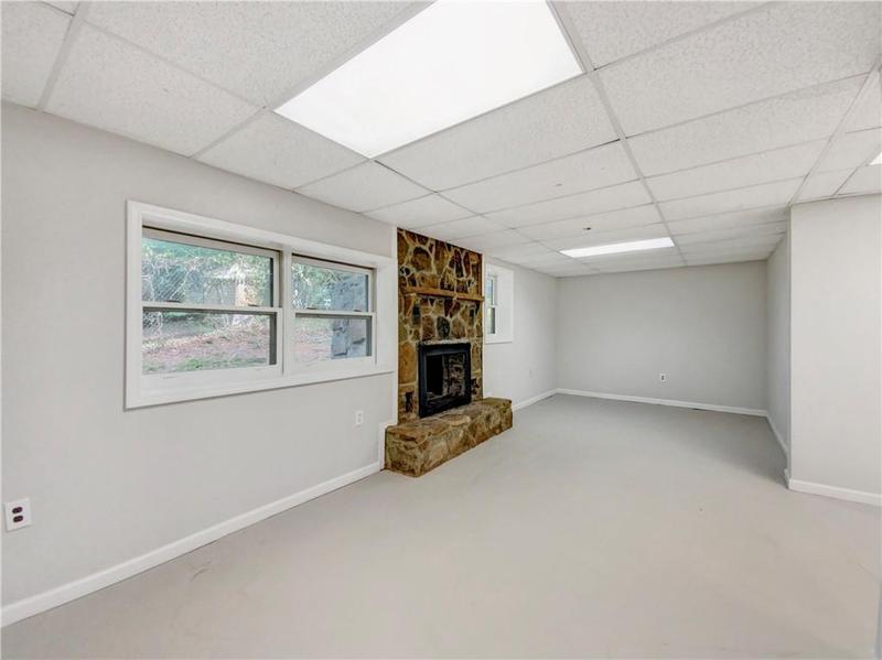 Image for property 170 Pinehurst Drive, Stockbridge, GA 30281
