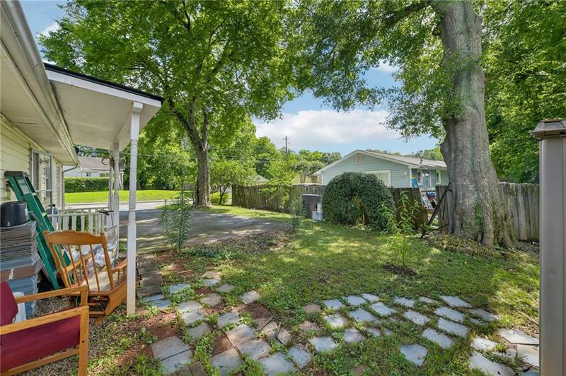 Image for property 302 Douglas Street, Cartersville, GA 30120