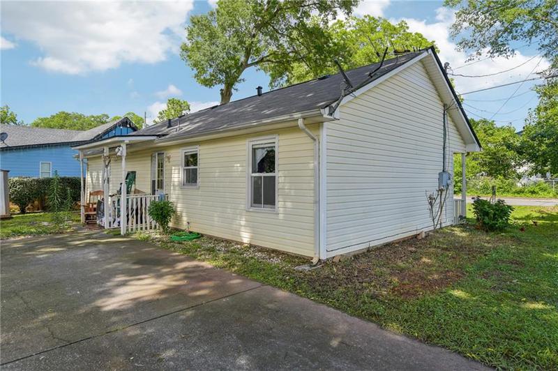 Image for property 302 Douglas Street, Cartersville, GA 30120