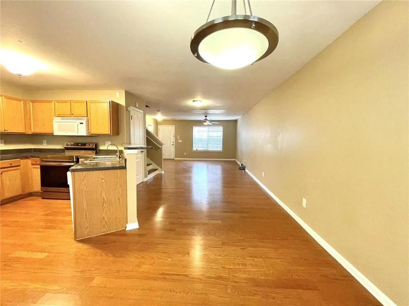 Image for property 2009 Shawn Wayne Cir Circle, Atlanta, GA 30316