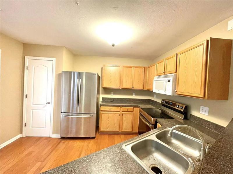 Image for property 2009 Shawn Wayne Cir Circle, Atlanta, GA 30316