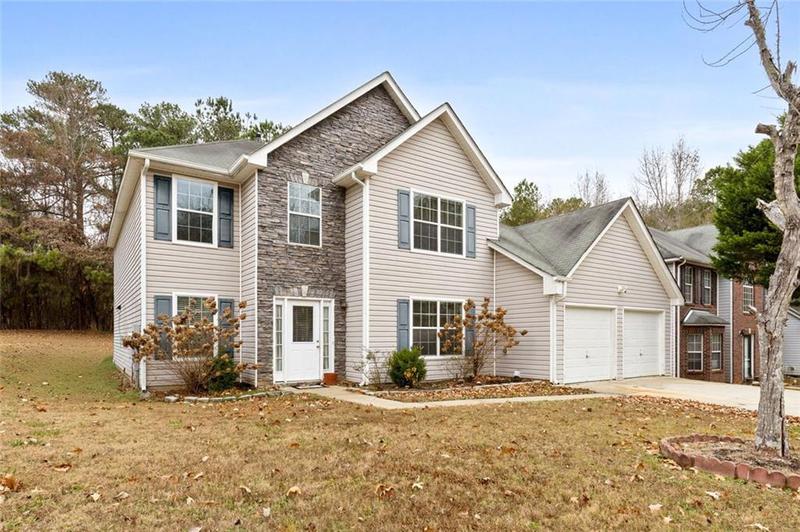 Image for property 371 Berkshire Place, Fairburn, GA 30213
