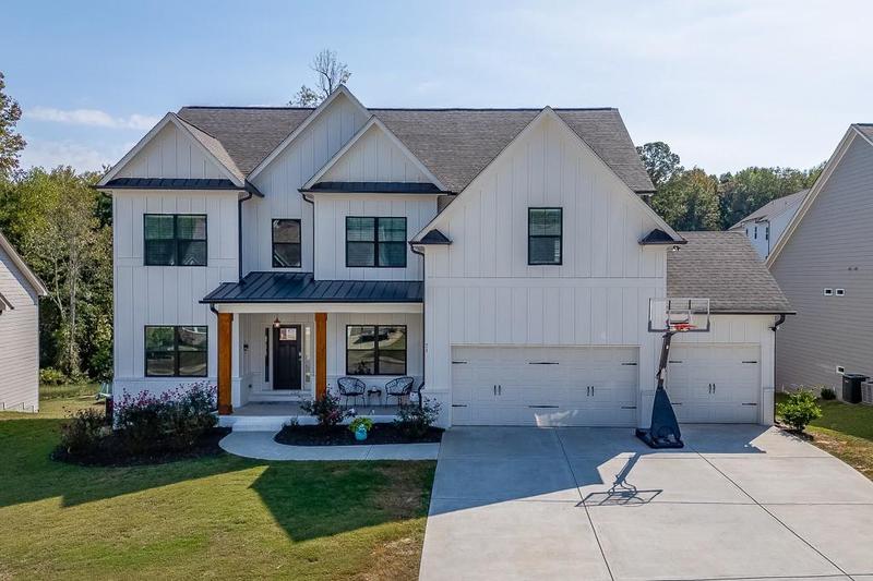 Image for property 71 Parkers Place, Hoschton, GA 30548