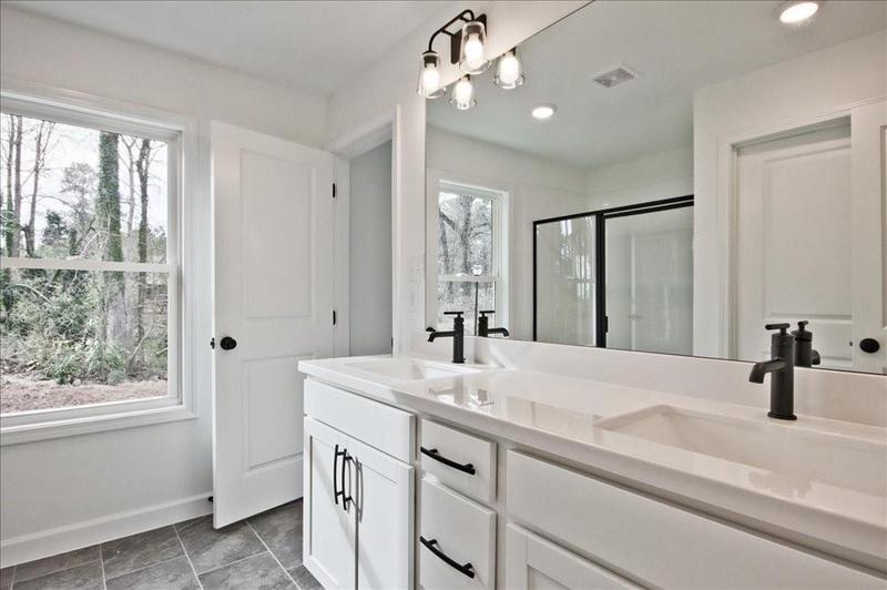 Image for property 699 Sunstone Lane, Lawrenceville, GA 30043