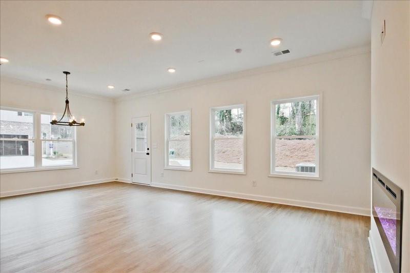 Image for property 699 Sunstone Lane, Lawrenceville, GA 30043