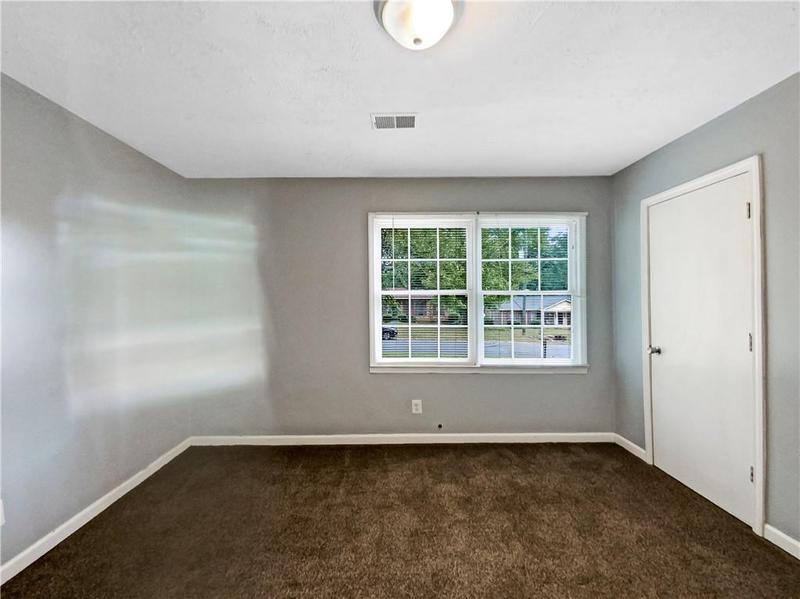 Image for property 4762 Huntsman Bend, Decatur, GA 30034