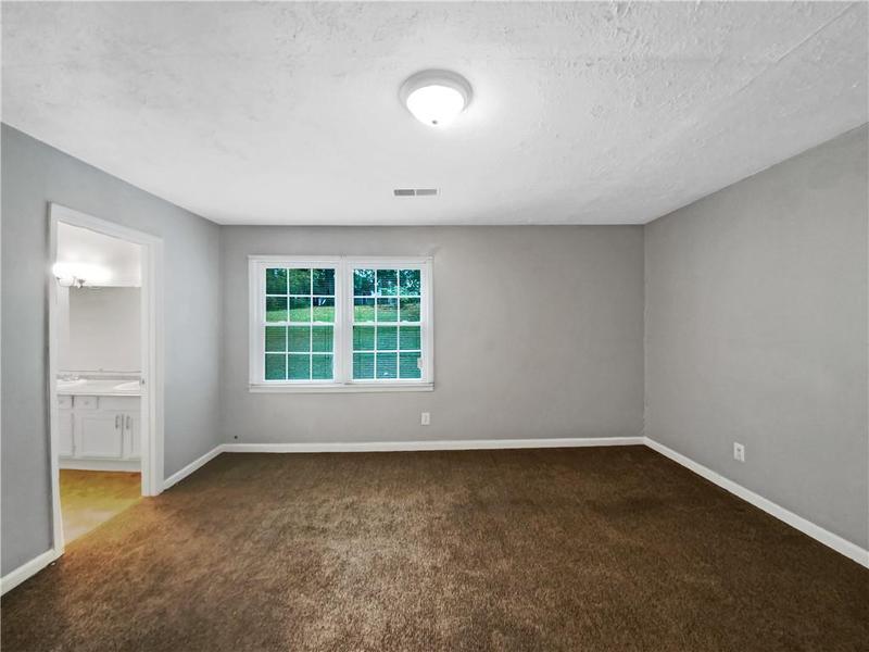 Image for property 4762 Huntsman Bend, Decatur, GA 30034