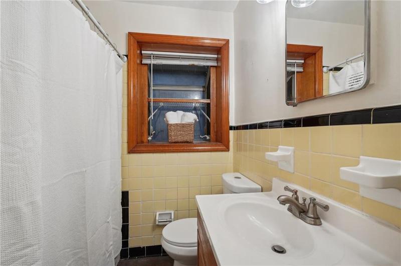 Image for property 822 Gertrude Place, Atlanta, GA 30318