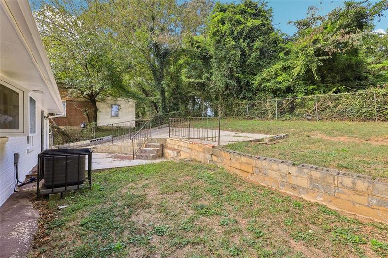 Image for property 822 Gertrude Place, Atlanta, GA 30318