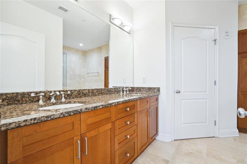 Image for property 2828 Peachtree Road 2002, Atlanta, GA 30305