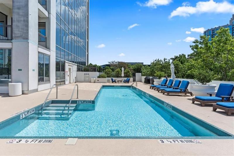 Image for property 2828 Peachtree Road 2002, Atlanta, GA 30305