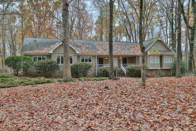 Image for property 4347 ALPINE Court, Snellville, GA 30039