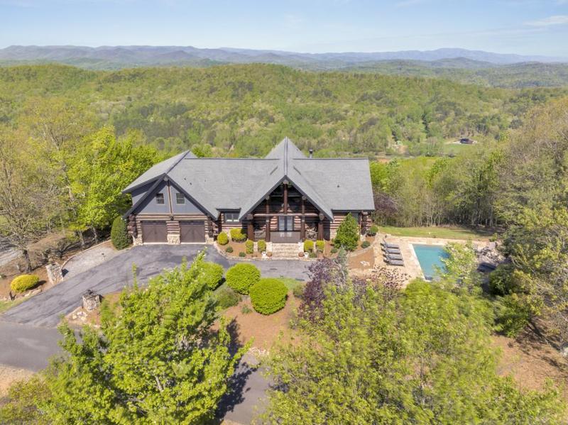 Image for property 539 Deer Crest Overlook, Blue Ridge, GA 30513