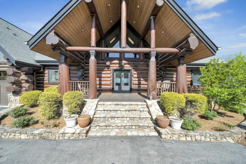 Image for property 539 Deer Crest Overlook, Blue Ridge, GA 30513