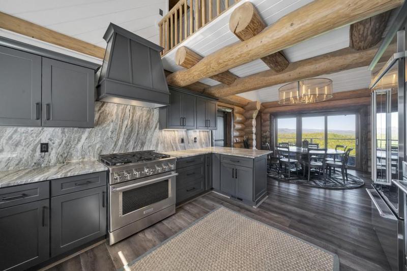 Image for property 539 Deer Crest Overlook, Blue Ridge, GA 30513