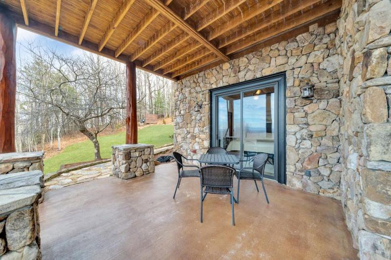 Image for property 539 Deer Crest Overlook, Blue Ridge, GA 30513