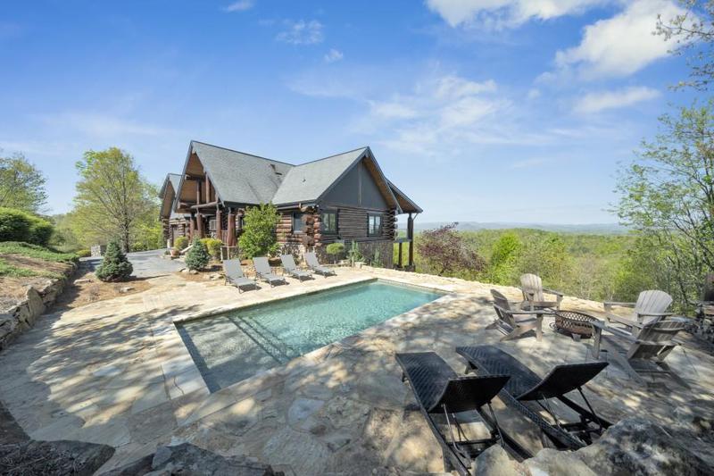 Image for property 539 Deer Crest Overlook, Blue Ridge, GA 30513