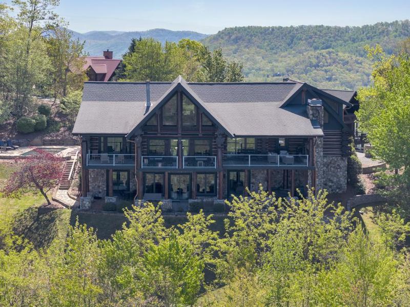 Image for property 539 Deer Crest Overlook, Blue Ridge, GA 30513