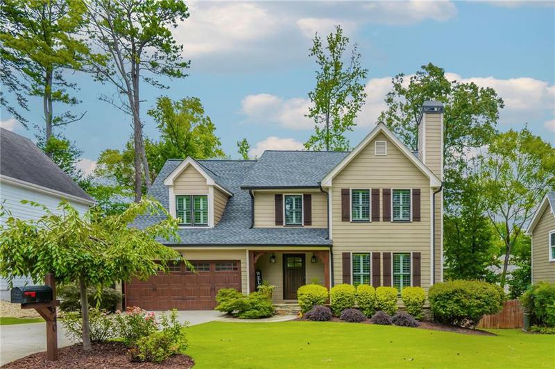 Image for property 940 Meadowsong Circle, Lawrenceville, GA 30043