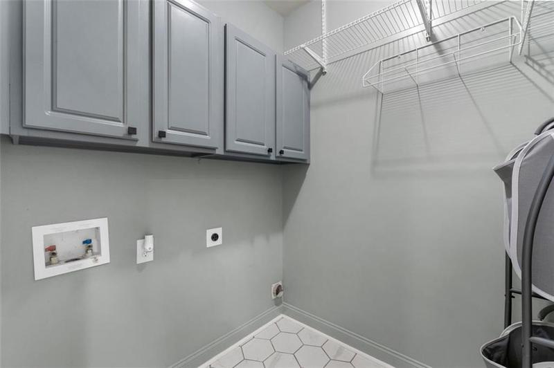 Image for property 905 Freedom Lane, Roswell, GA 30075