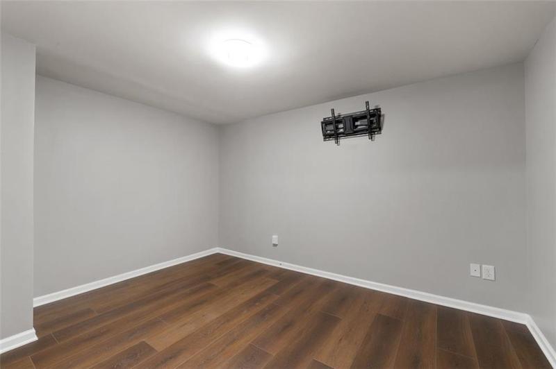 Image for property 905 Freedom Lane, Roswell, GA 30075