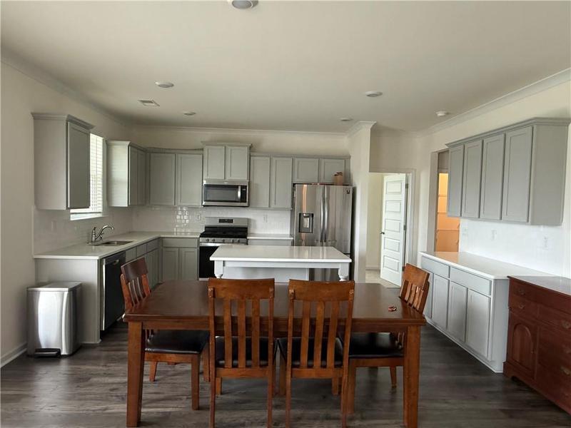 Image for property 3378 English Elm Way, Loganville, GA 30052