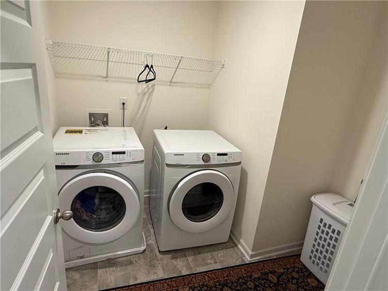 Image for property 3378 English Elm Way, Loganville, GA 30052