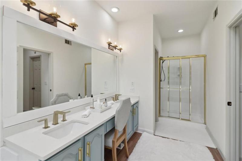 Image for property 979 Bridgegate Drive, Marietta, GA 30068