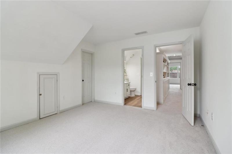 Image for property 979 Bridgegate Drive, Marietta, GA 30068