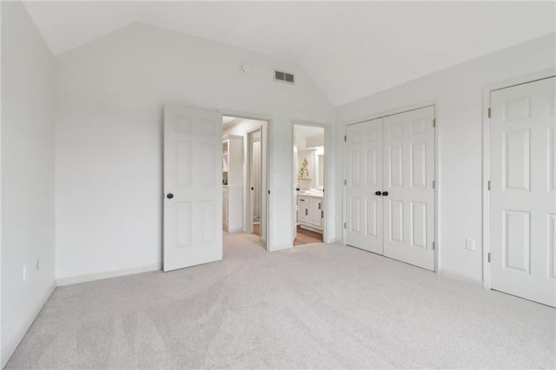 Image for property 979 Bridgegate Drive, Marietta, GA 30068