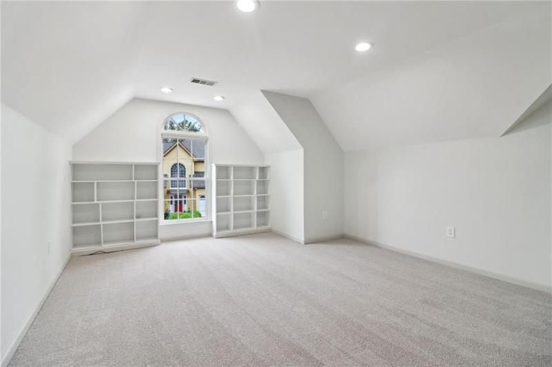 Image for property 979 Bridgegate Drive, Marietta, GA 30068