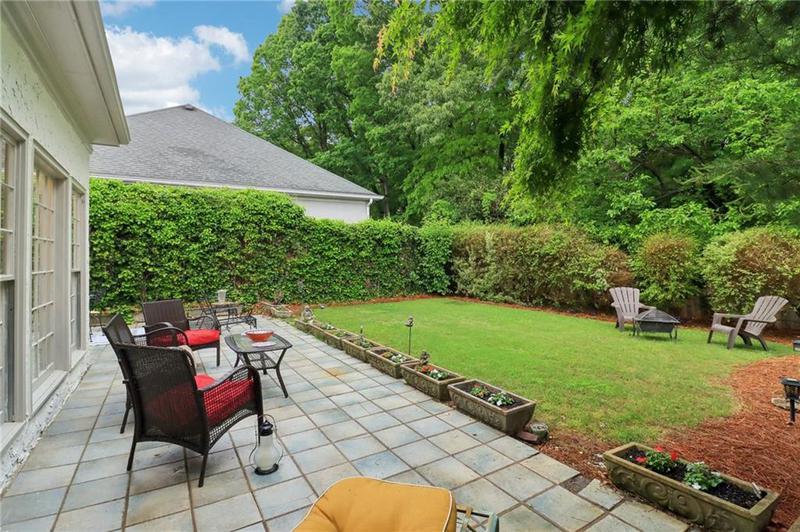 Image for property 979 Bridgegate Drive, Marietta, GA 30068