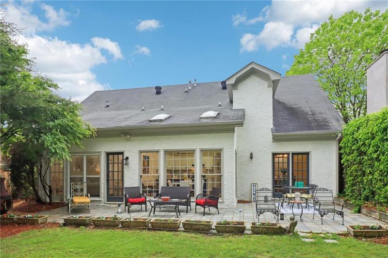 Image for property 979 Bridgegate Drive, Marietta, GA 30068