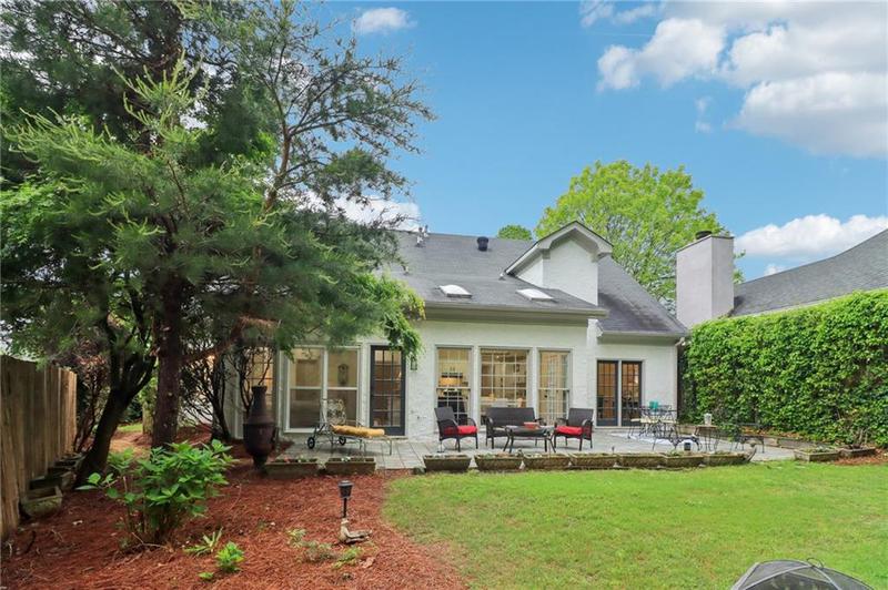 Image for property 979 Bridgegate Drive, Marietta, GA 30068