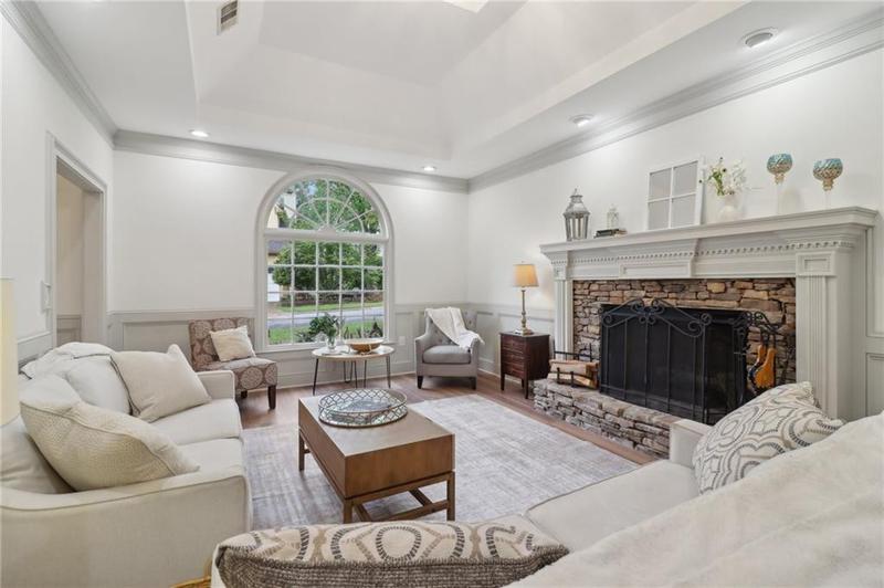 Image for property 979 Bridgegate Drive, Marietta, GA 30068