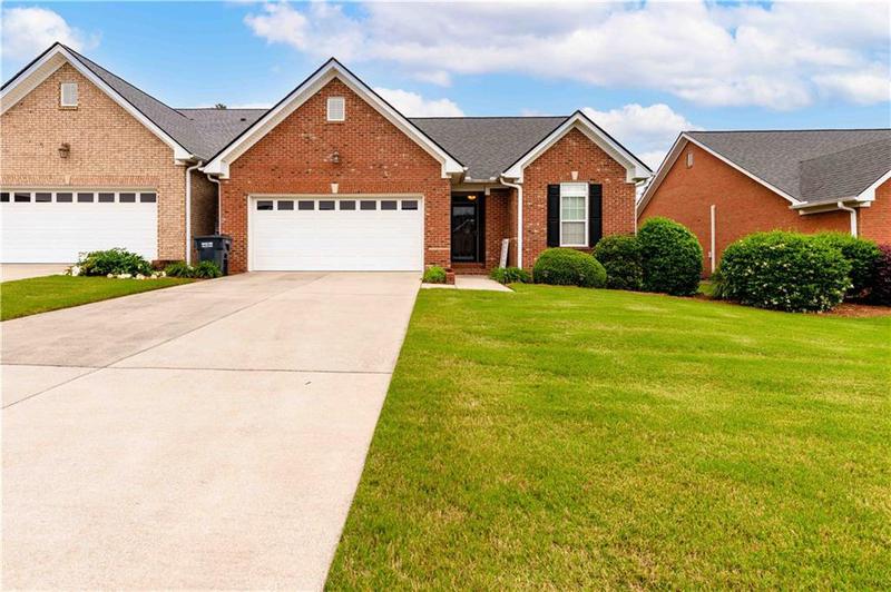 Image for property 153 Regency Row, Calhoun, GA 30701