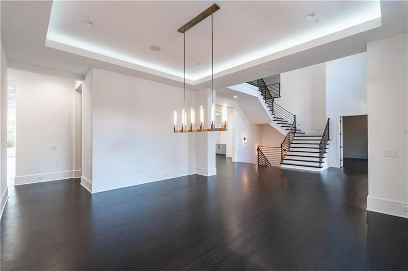 Image for property 5211 Powers Ferry Road, Sandy Springs, GA 30327