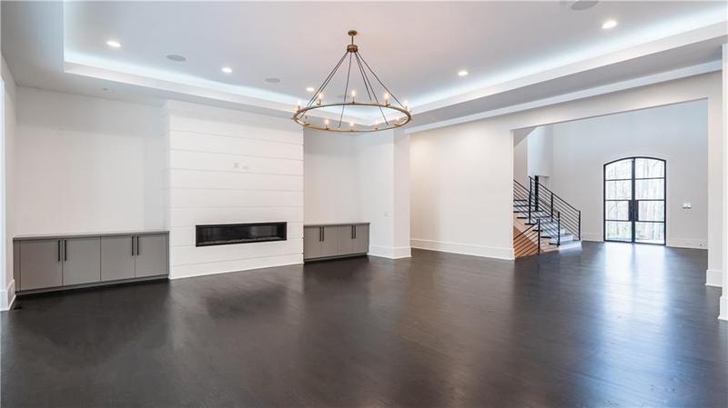 Image for property 5211 Powers Ferry Road, Sandy Springs, GA 30327