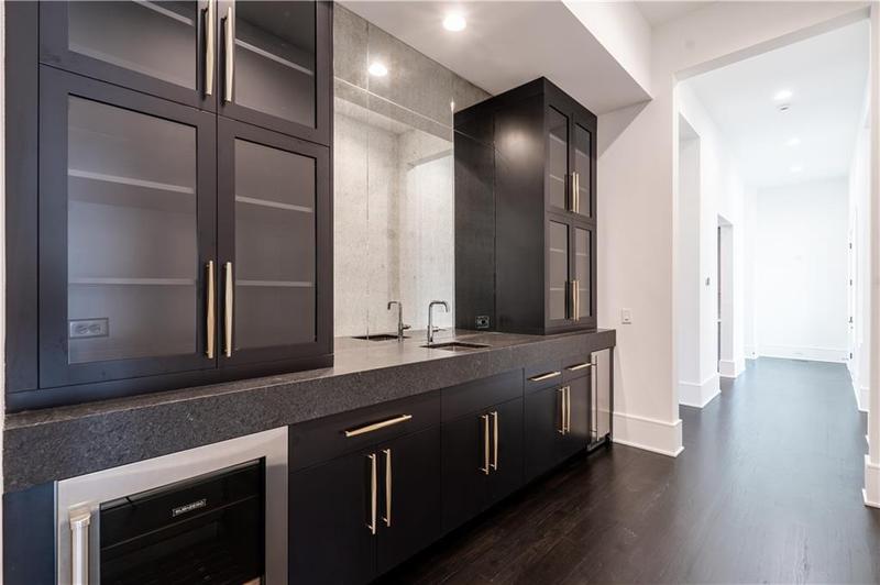 Image for property 5211 Powers Ferry Road, Sandy Springs, GA 30327