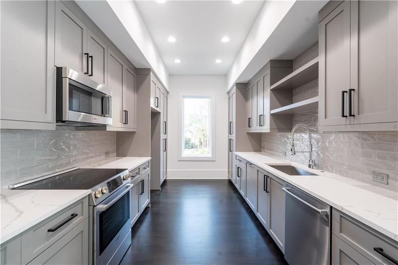 Image for property 5211 Powers Ferry Road, Sandy Springs, GA 30327