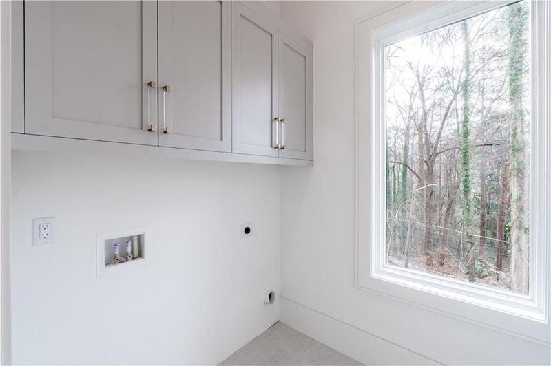 Image for property 5211 Powers Ferry Road, Sandy Springs, GA 30327