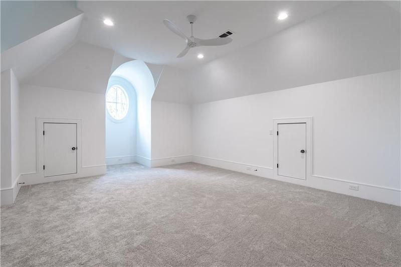 Image for property 5211 Powers Ferry Road, Sandy Springs, GA 30327
